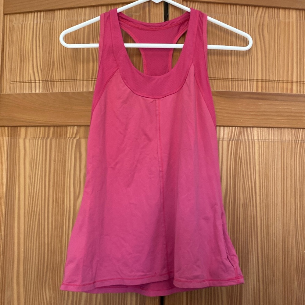 Lululemon tank